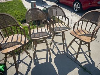 Swivel barstools four count