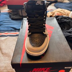 Air Jordan 1 OG 2.0 shadow gray men’s size 8