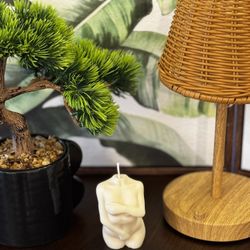 Nude Grace Candle