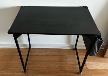 Computer table