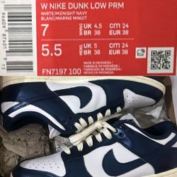 Woman’s NIKE DUNK LOW PRM