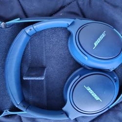 Bose over ear wired Headphones 