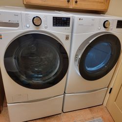 LG Matching Washer And Electric Dryer 