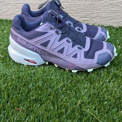 SALOMON WOMEN'S HIKING SHOES SIZE 7.5