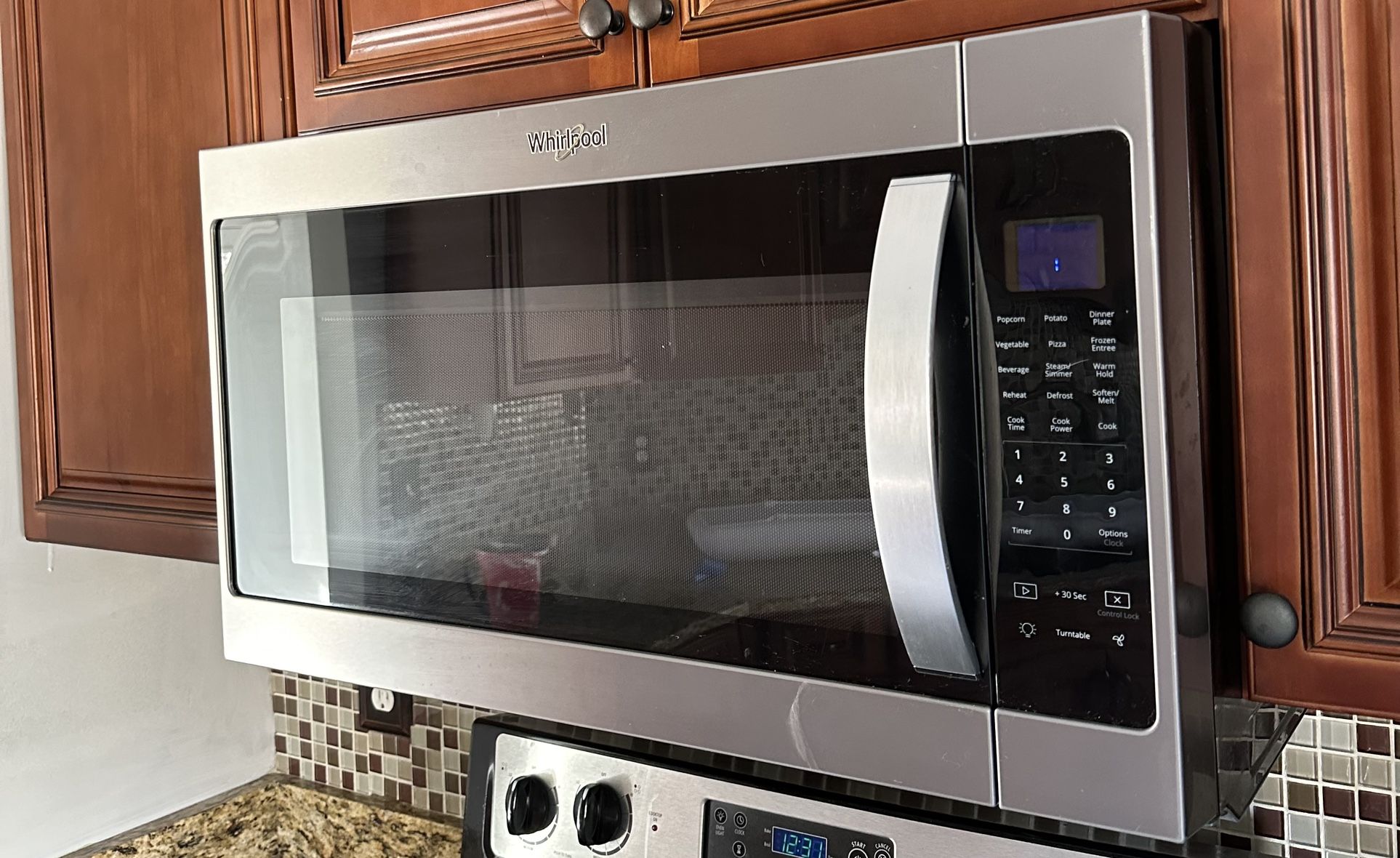 microwave in good condition