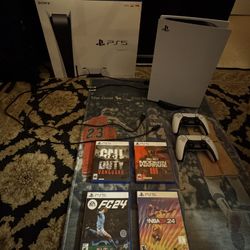 PS5 Bundle for Parts/Repair – HDMI Issue + 2 Controllers + 4 Games