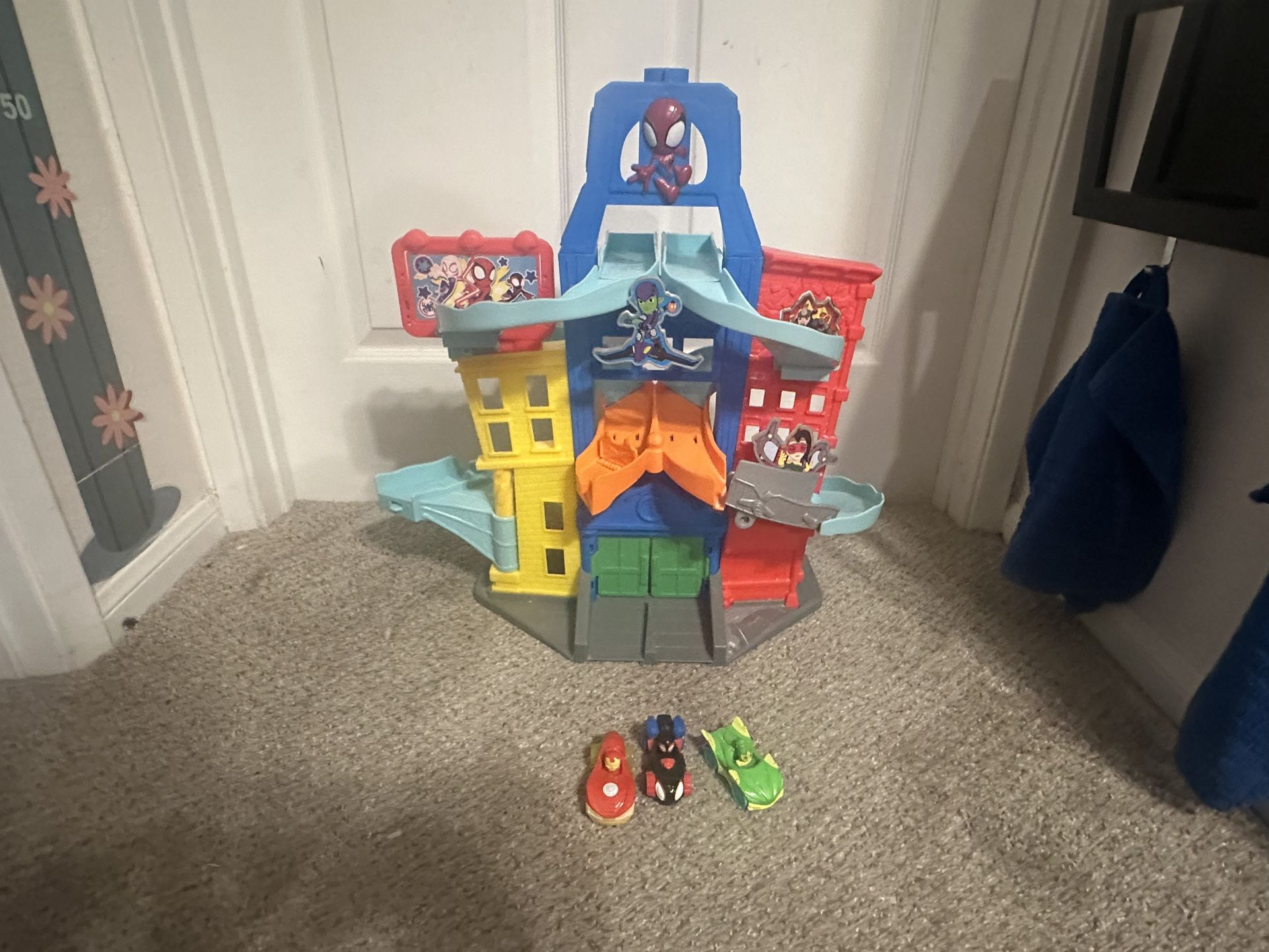 Spiderman Race Track