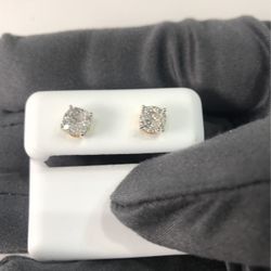 1/4 Diamond Stud Earrings 