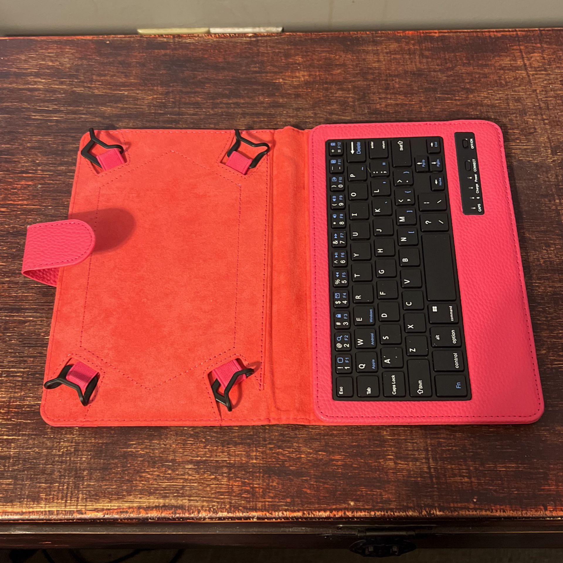 Tablet Case With Detachable Bluetooth Keyboard