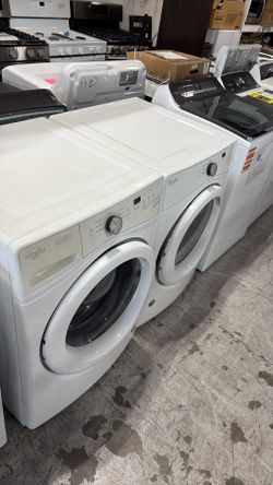 Whirlpool Frontload Washer And Gas Dryer