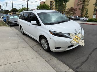 2015 Toyota Sienna
