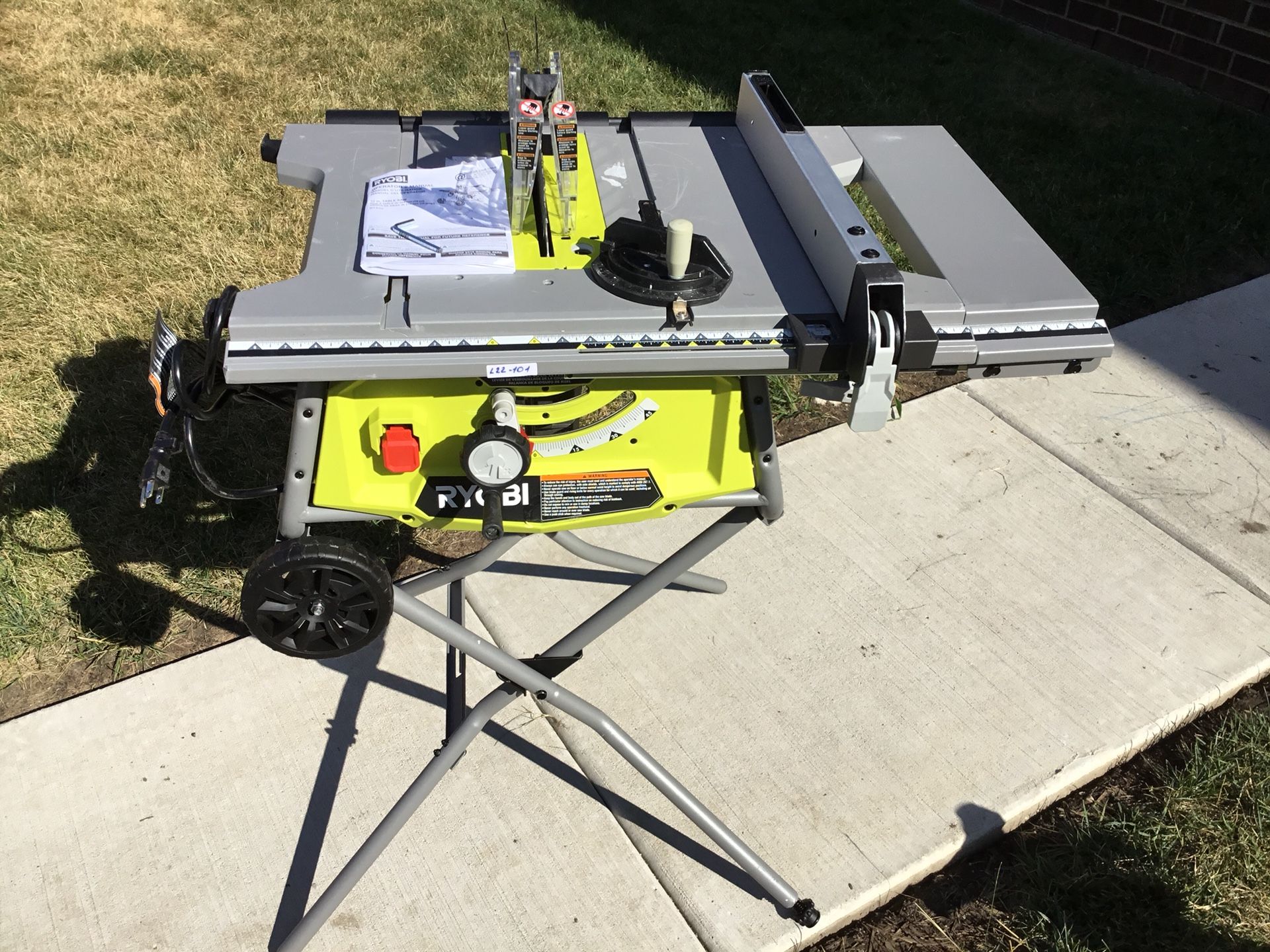 Ryobi RTS22 10 in. Table Saw with Rolling Stand