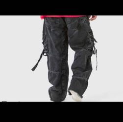 BoohooMan plus baggy strap and buckle Detail jeans size 44