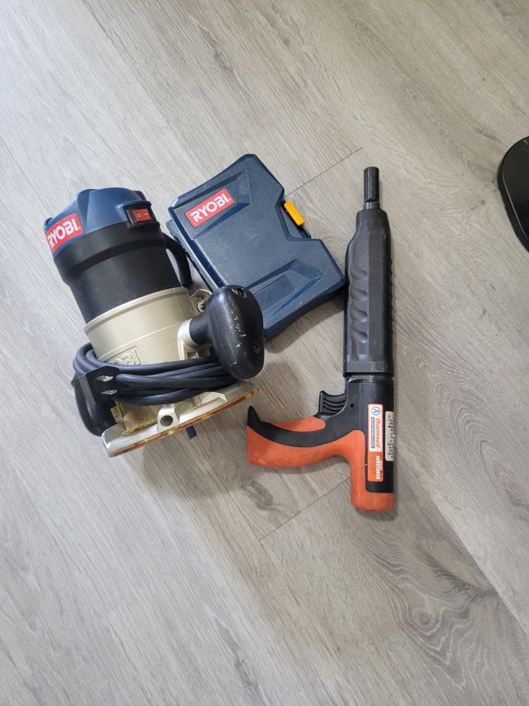 RYOBI router - Ramnset Powder Gun
