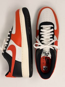 Men’s 12 Nike Air Force 1 LV8 ￼