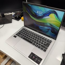 ACER Swift SFG14-73T Laptop