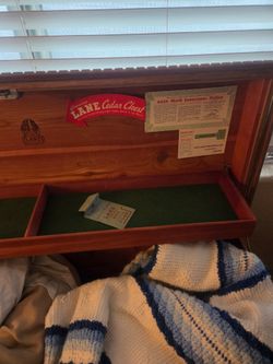 Vintage Lane Cedar Hope Chest with Original Key & Paperwork