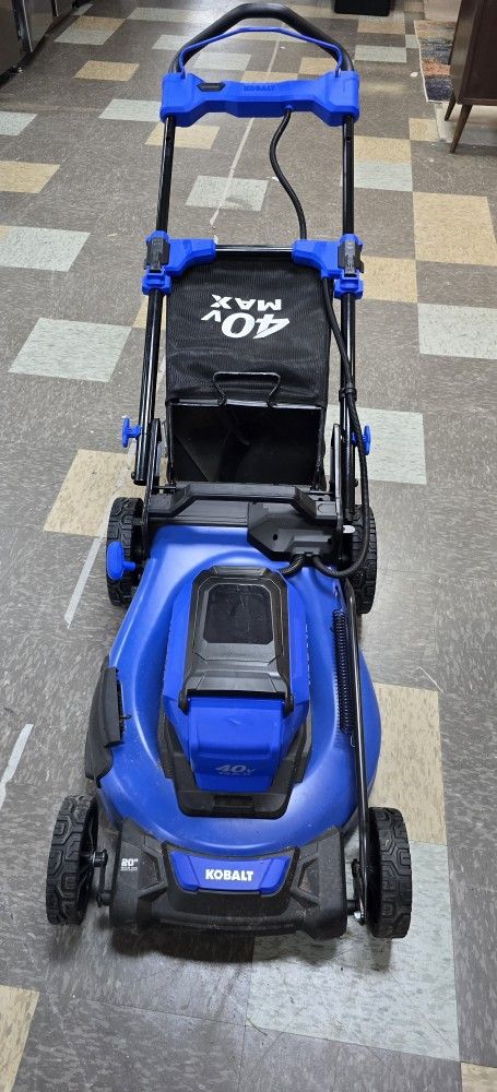 Like New 
Kobalt Gen4 40-volt, (1) 6 Ah 20-in Push Lawn Mower Battery Walk Mower,
Model #KPM 1040A-03
CHARGER & BATTERY ARE INCLUDED
