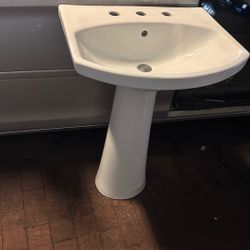 Kohler Pedestal Sink 