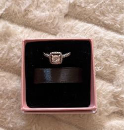 Pandora ring