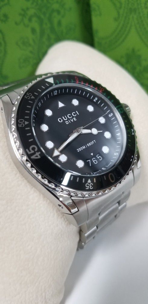 Gucci Dive Black Dial Men's Quartz Watch