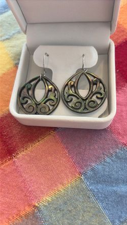 Na Hoku Drop Earrings New