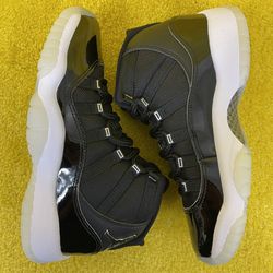 Nike Air Jordan 11 XI Retro Jubilee 378038-011 Sz 4y