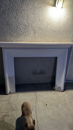 Fireplace molding