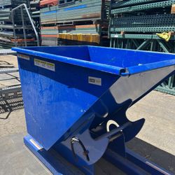 Standard Steel Dumping Hopper - 1⁄2 Cubic Yard