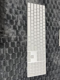 Magic Keyboard W/ 10-key