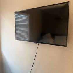 Insignia Fire TV 36” No Box