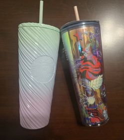 2 Starbucks Reusable Tumblers w/ Lids & Straws – Gradient Matte + Holiday Design