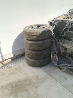 245 75 17