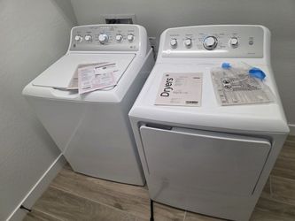 Washer and Electric Dryer Brand New - Make offer need gone