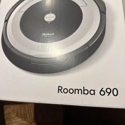 Roomba 690 Robot Vacuum – Untested – As-Is