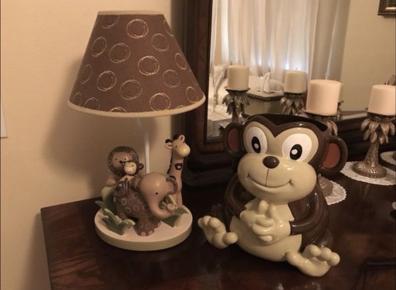 BABY TABLE LAMP & TRASH CAN