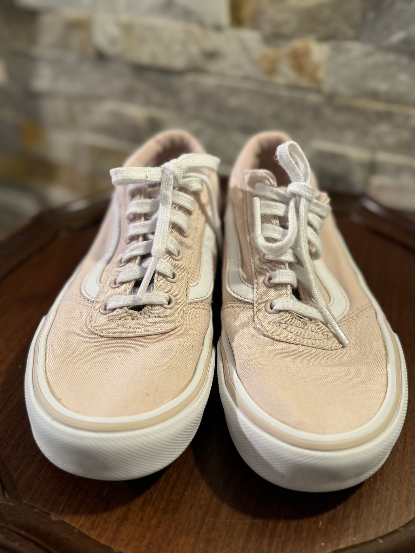 VANS Missy Old Skool Skateboard Blush Pink Canvas Shoes Girls Size 2.5 #Vans #SkaterShoes #vansmissy #BlushPink #Peach