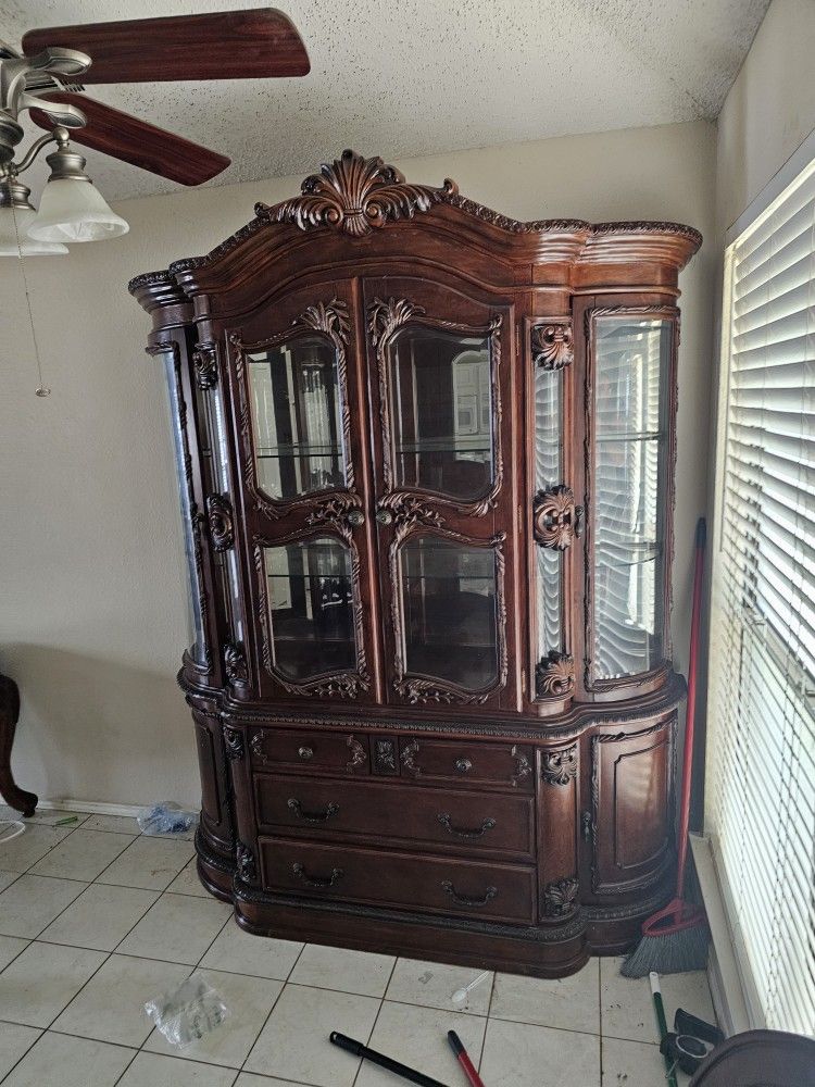 Dining Table With China Cabinet