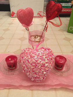 Pink and red heart decor