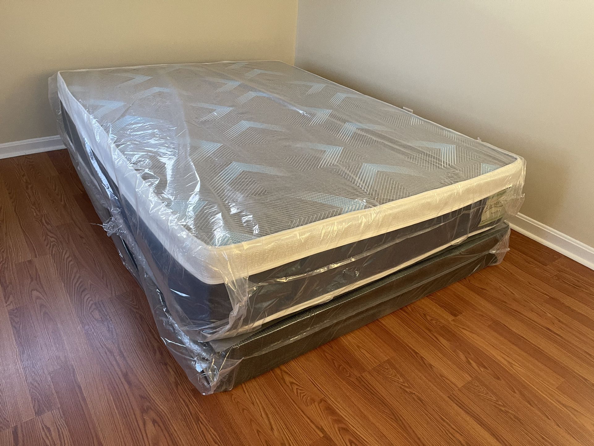 New Queen Mattress And Box Spring BRAND NEW 