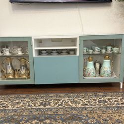 IKEA Tv Stand