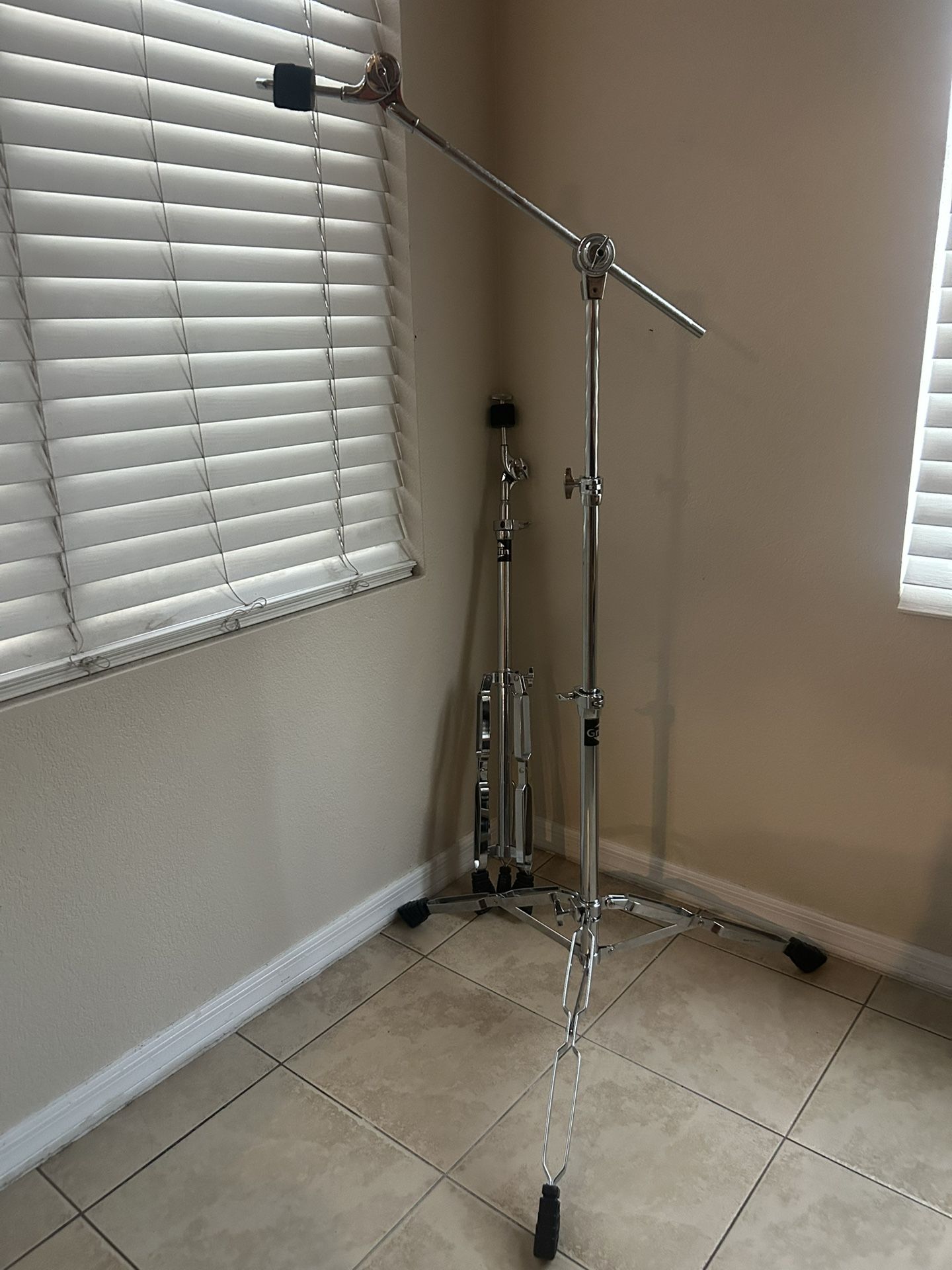 Cymbal Stand (2)