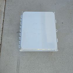 Enphase Combiner With Envoy