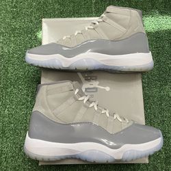 2021 Jordan Cool Grey 11s size 10 VNDS