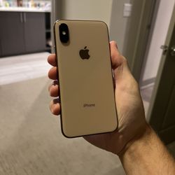 iPhone XS Gold 64gb Unlocked For All Carriers