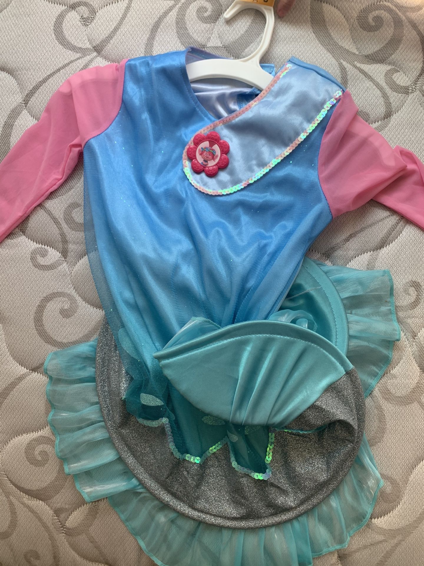 Trolls poppy costume 4/5t