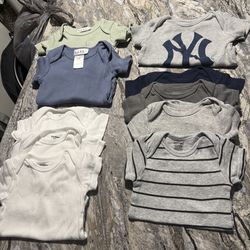 Baby clothes 0-3 months