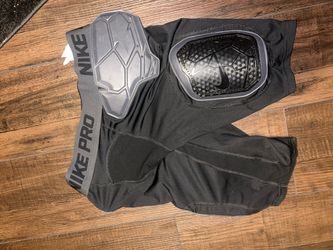 Nike pro girdle