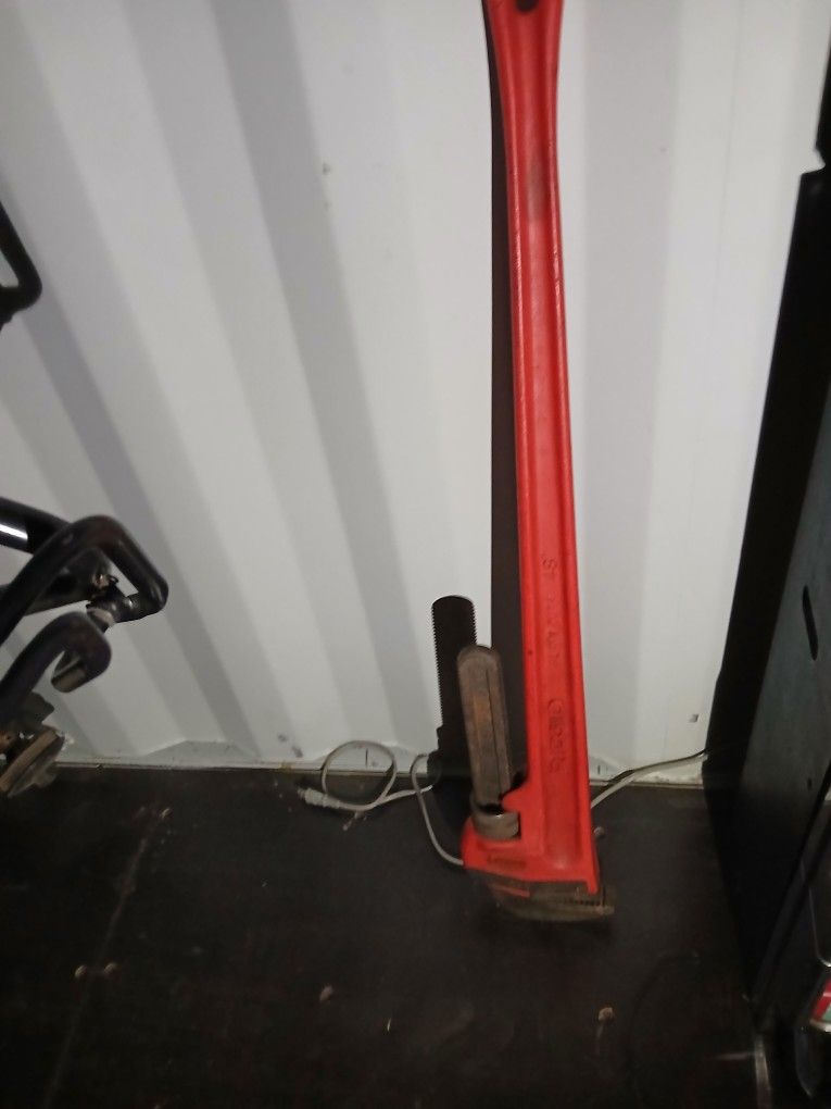 Ridgid 48" Straight Pipe Wrench