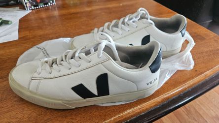 VEJA ‘Esplar’ Size 10 White Leather Black V Logo Lace Up Sneakers Shoes Vintage